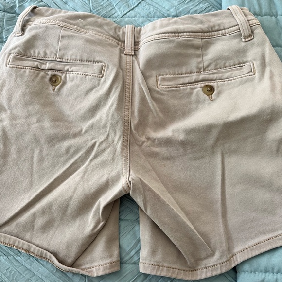 American Eagle cargo shorts size 0 - Picture 3 of 4